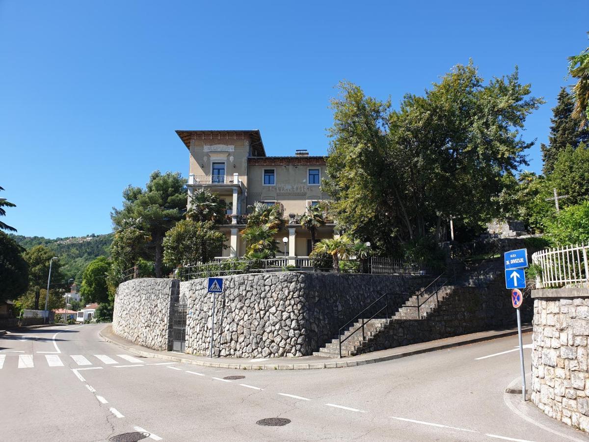 Villa Jure - Apartment Mirjana Lovran Exterior foto